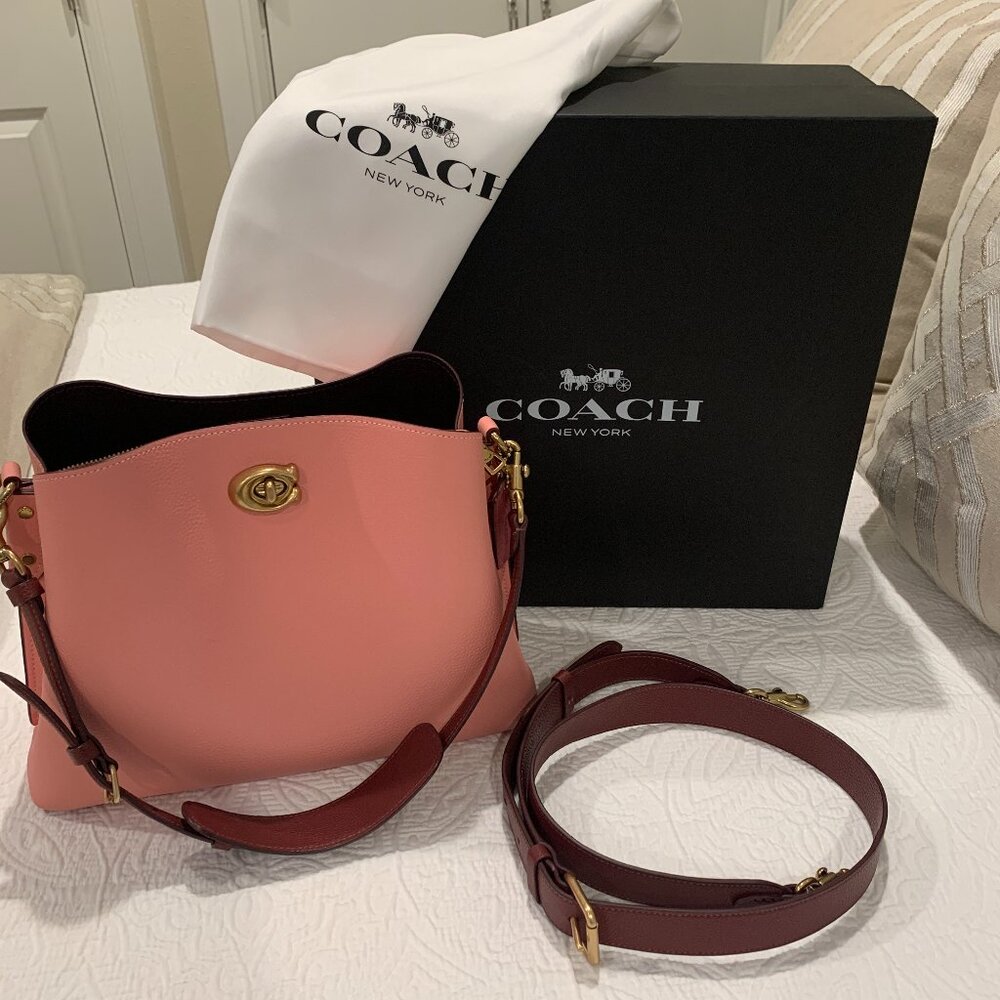 Almost NewCOACH Willow Leather Shoulder Bag beautiful In Candy Pink